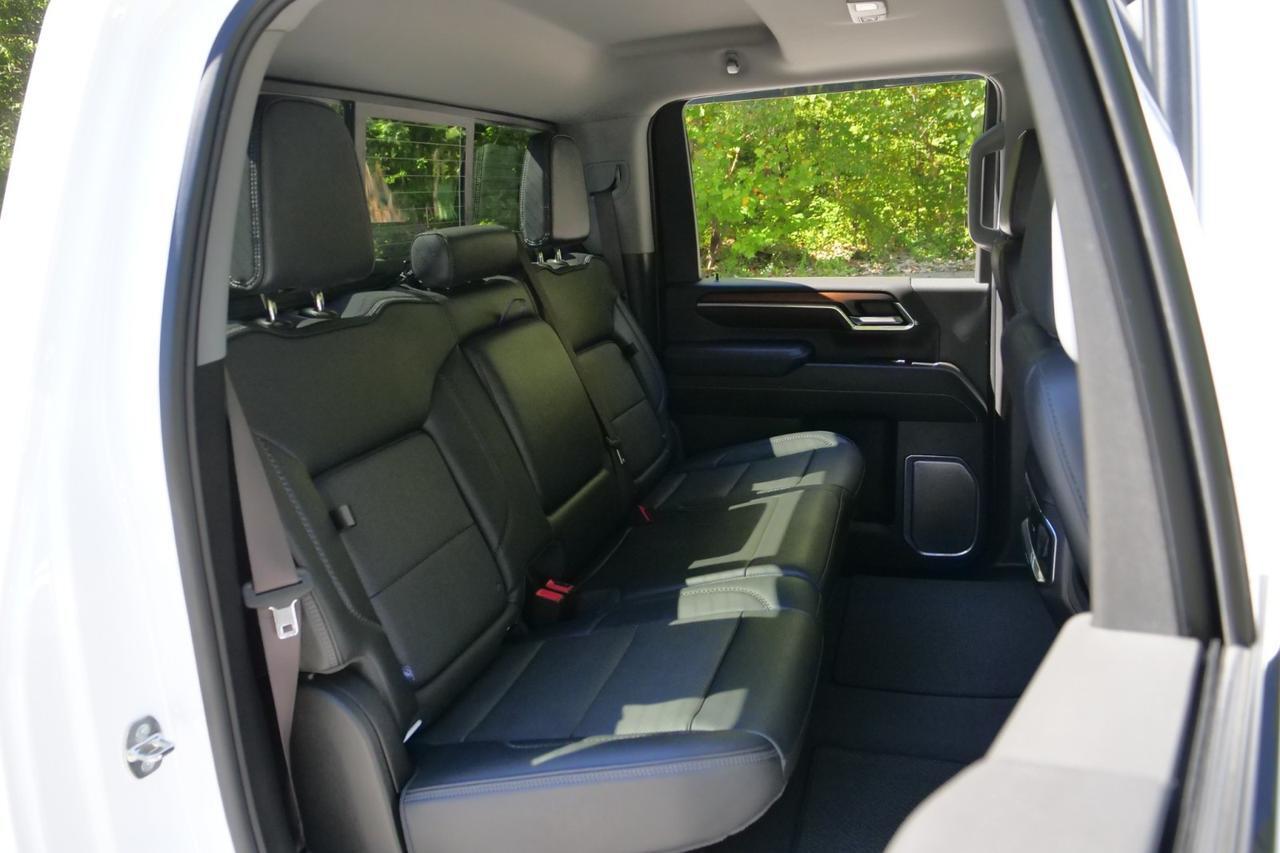 2024 GMC Sierra 2500HD Denali 4X4 / Duramax Diesel / Power Sunroof Lincolnton NC