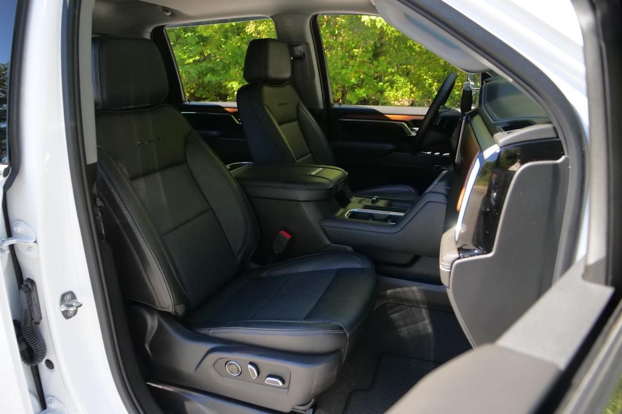 2024 GMC Sierra 2500HD Denali 4X4 / Duramax Diesel / Power Sunroof Lincolnton NC