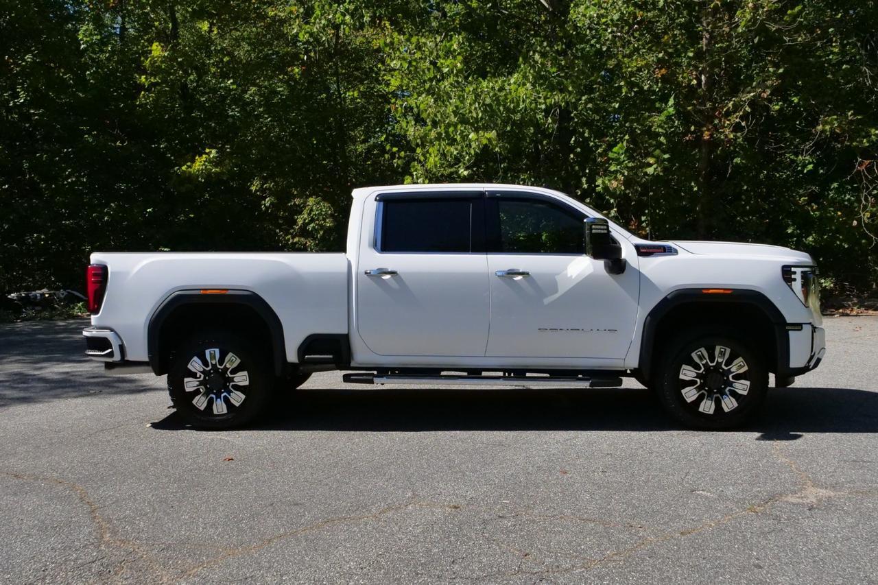 2024 GMC Sierra 2500HD Denali 4X4 / Duramax Diesel / Power Sunroof Lincolnton NC