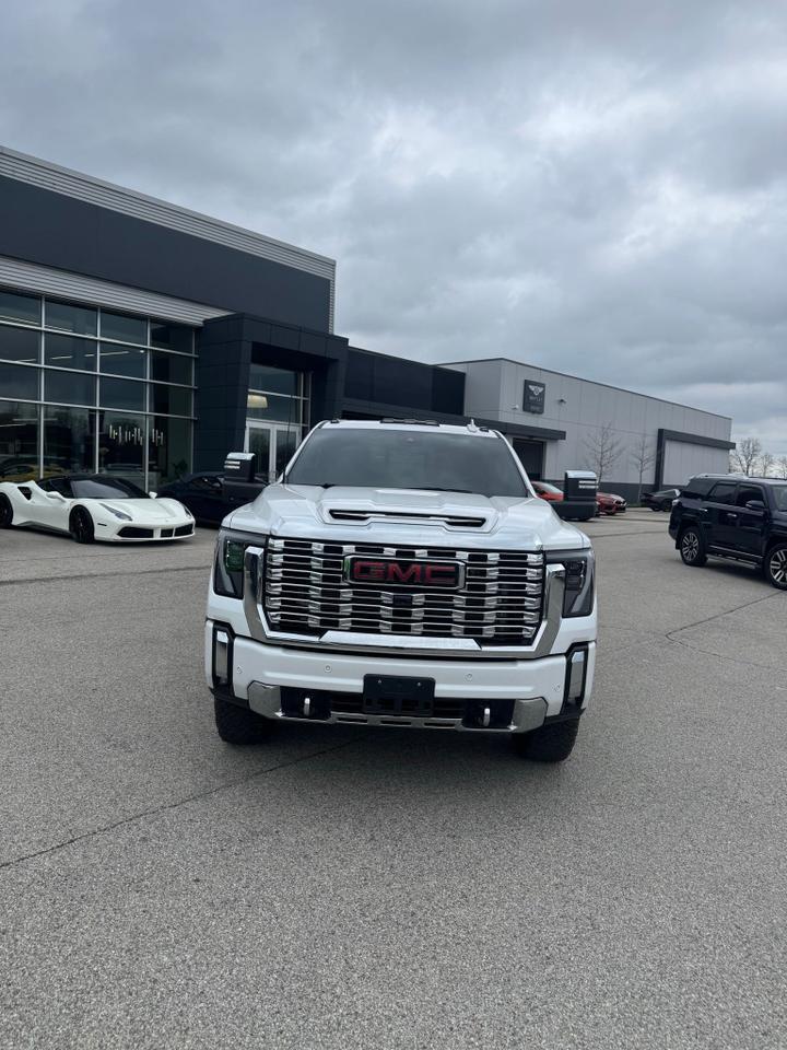 2024 GMC Sierra 2500HD Denali