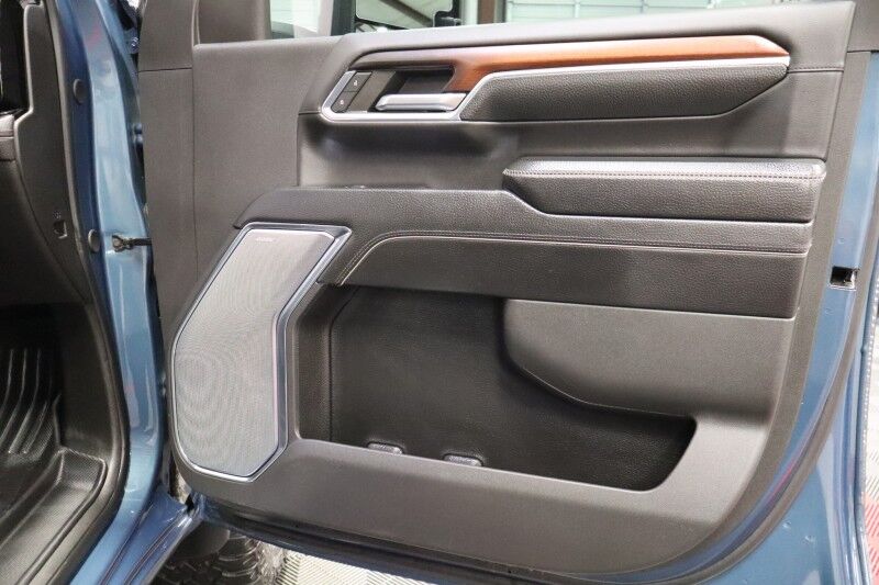 2024 GMC Sierra 2500HD Denali Reserve Pkg 6.6L Diesel Sunroof 35in Tires FREE WARRANTY Arlington TX