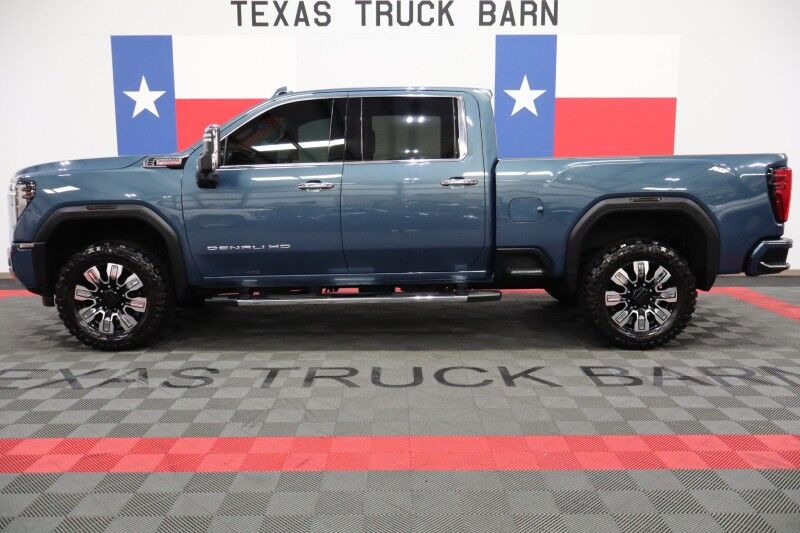 2024 GMC Sierra 2500HD Denali Reserve Pkg 6.6L Diesel Sunroof 35in Tires FREE WARRANTY