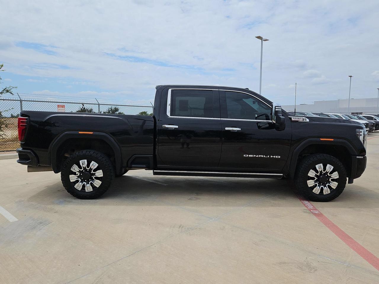 2024 GMC Sierra 2500HD Denali