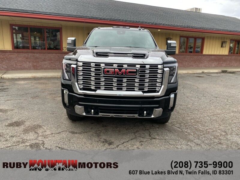 2024 GMC Sierra 2500HD Denali