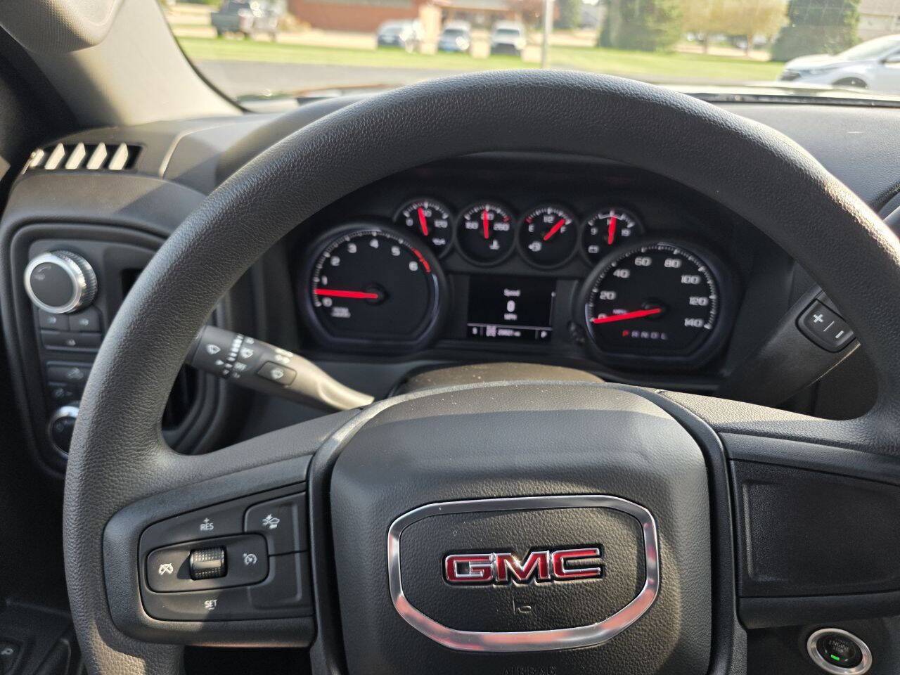 2024 GMC Sierra 2500HD Pro 4x4 2dr Regular Cab LB Eldridge IA