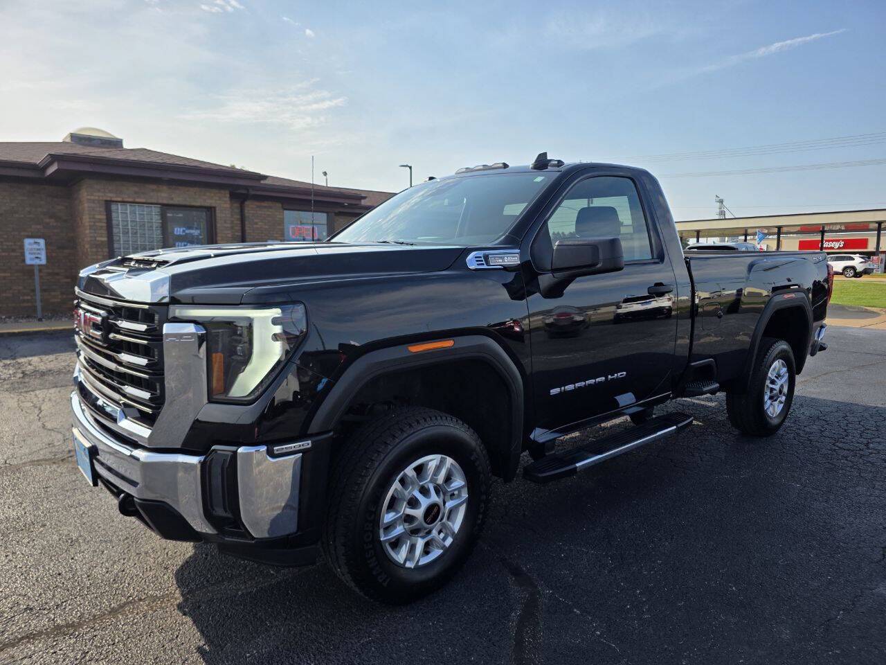 2024 GMC Sierra 2500HD Pro 4x4 2dr Regular Cab LB Eldridge IA