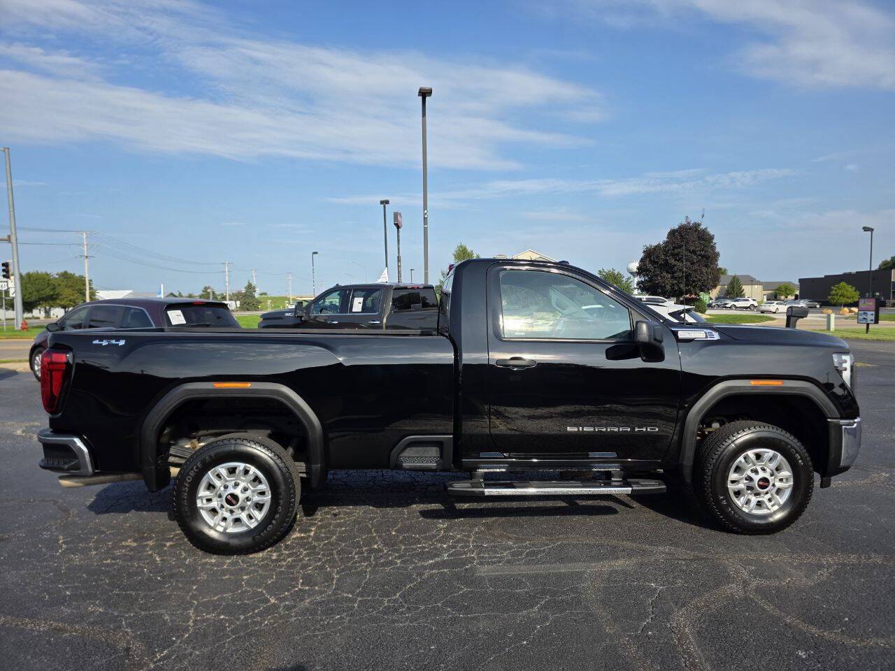 2024 GMC Sierra 2500HD Pro 4x4 2dr Regular Cab LB Eldridge IA