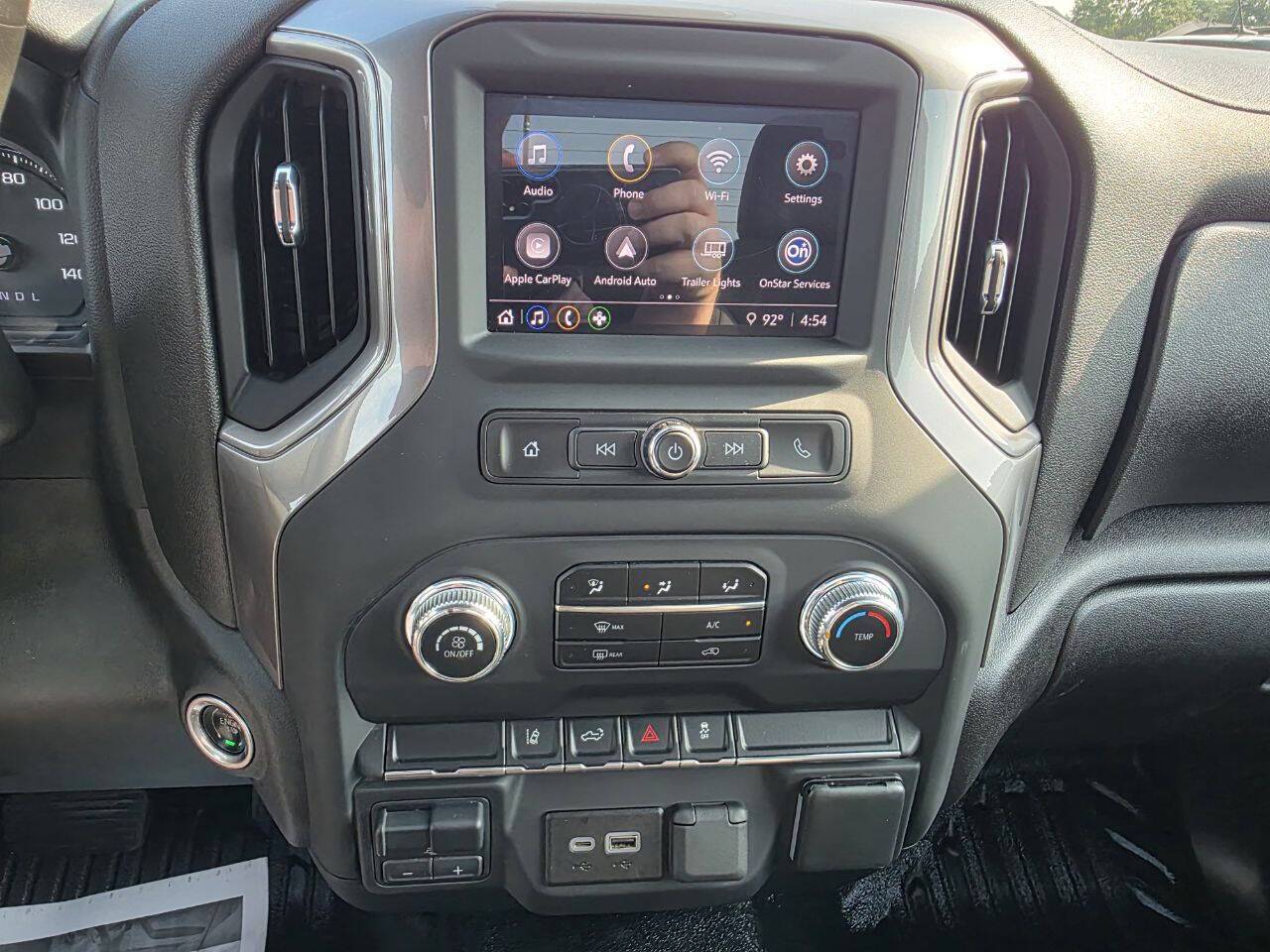 2024 GMC Sierra 2500HD Pro 4x4 2dr Regular Cab LB Eldridge IA