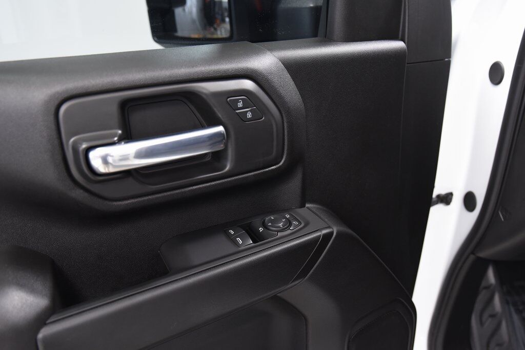 2024 GMC Sierra 2500HD Pro Akron OH