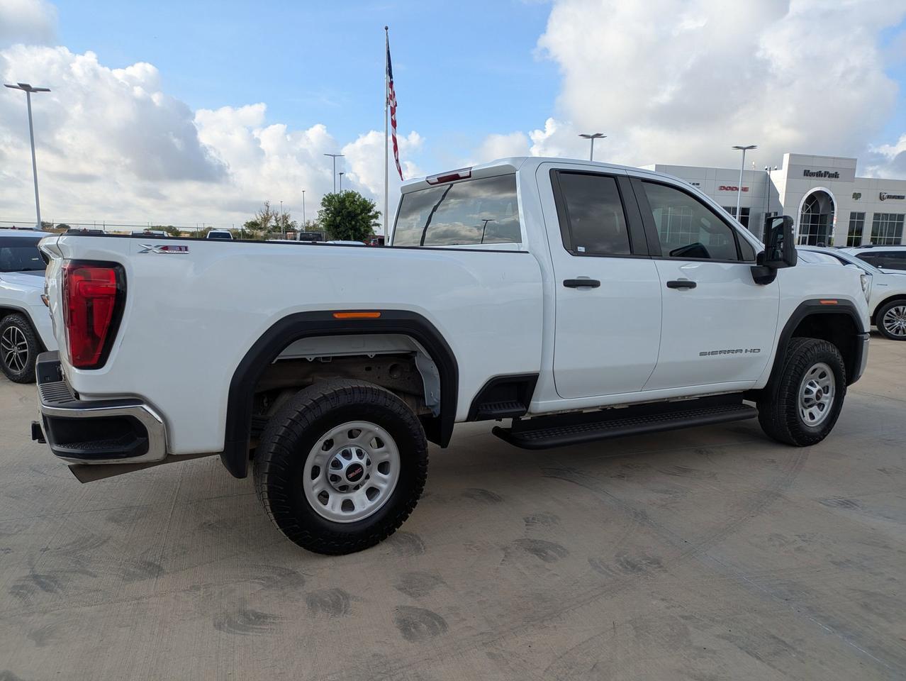 2024 GMC Sierra 2500HD Pro