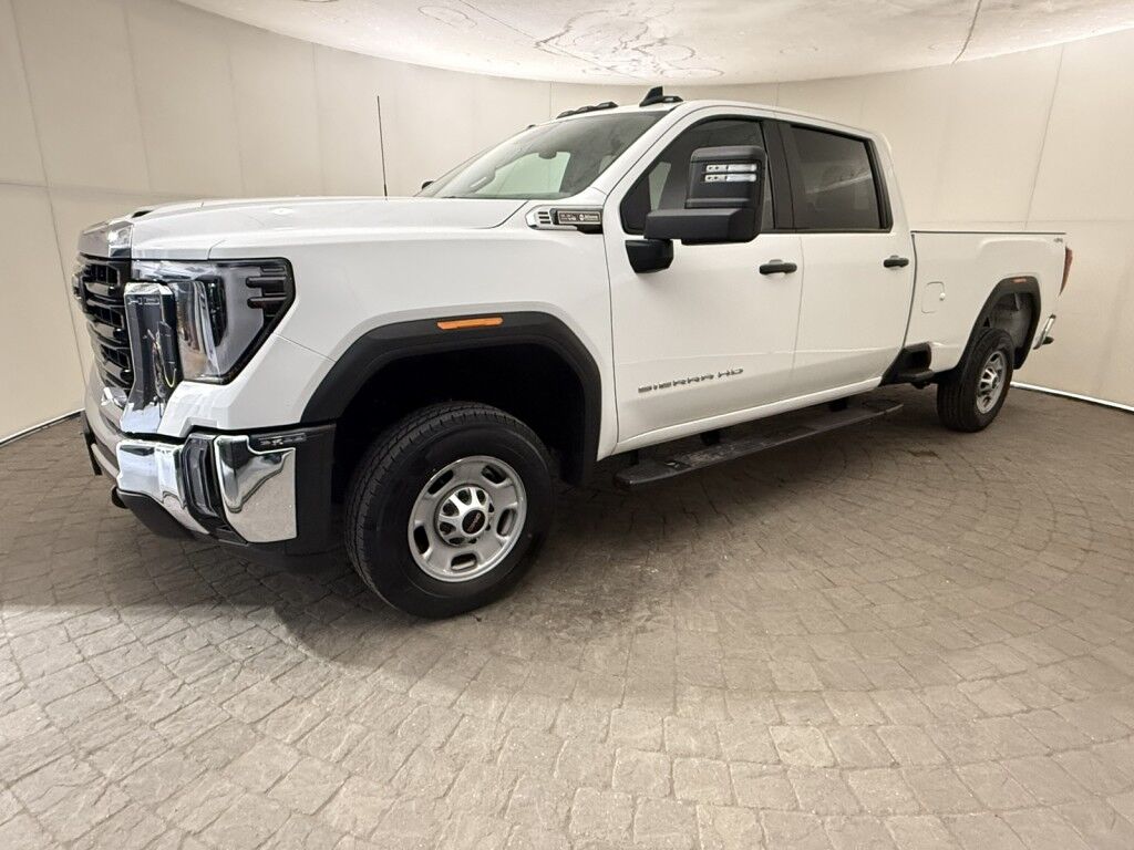 2024 GMC Sierra 2500HD Pro Series Crew Cab 4WD 6.6L 8ft Bed