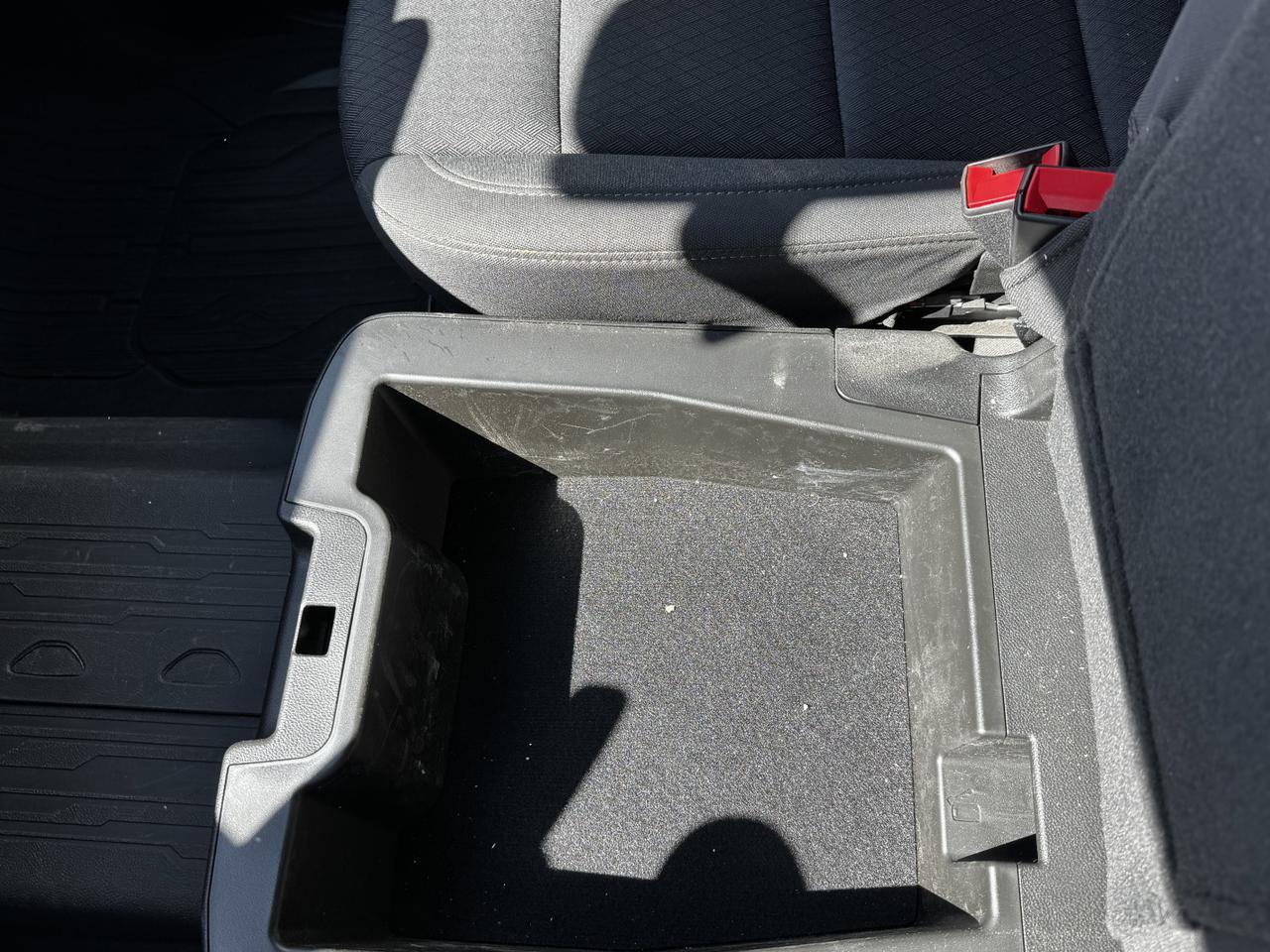 2024 GMC Sierra 2500HD SLE Crew Cab 4WD | V8 Duramax Diesel | Low KMs | OnStar | Front Bench Redwater AB