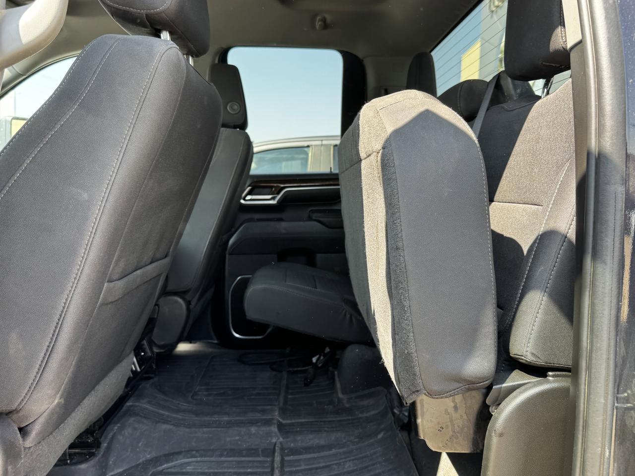 2024 GMC Sierra 2500HD SLE Extended Cab 4WD | Low KMs | V8 | OnStar | WiFi Hotspot Redwater AB