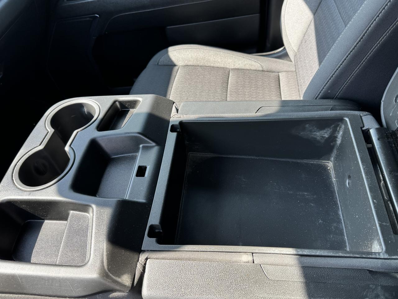 2024 GMC Sierra 2500HD SLE Extended Cab 4WD | Low KMs | V8 | OnStar | WiFi Hotspot Redwater AB