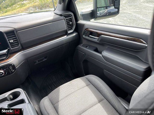 2024 GMC Sierra 2500HD SLE St. John's NL