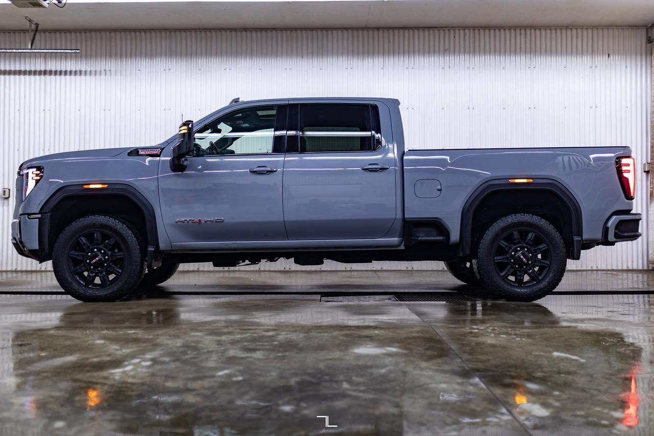 2024 GMC Sierra 3500HD 4x4 Crew Cab AT4 Diesel Leather Roof Nav BCam Red Deer AB
