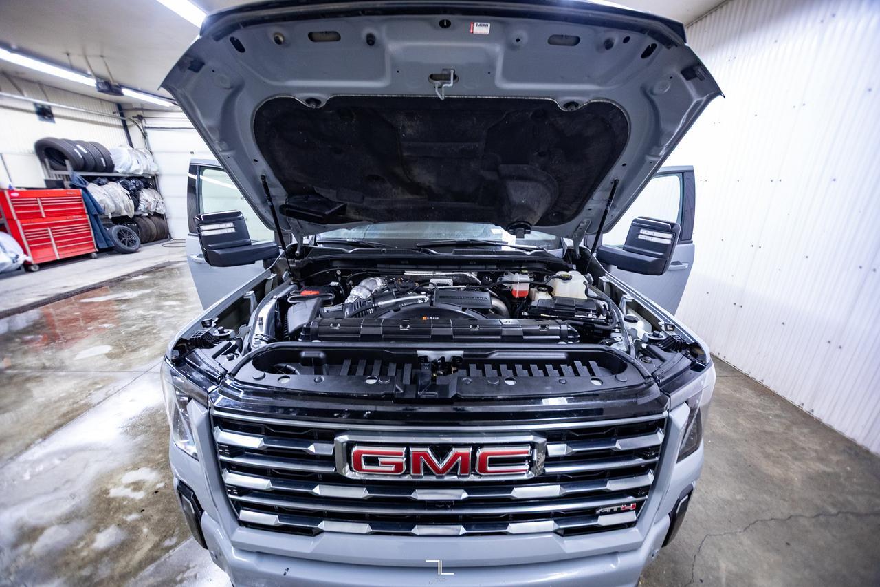 2024 GMC Sierra 3500HD 4x4 Crew Cab AT4 Diesel Leather Roof Nav BCam Red Deer AB