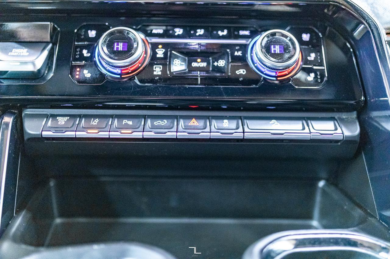 2024 GMC Sierra 3500HD 4x4 Crew Cab AT4 Diesel Leather Roof Nav BCam Red Deer AB