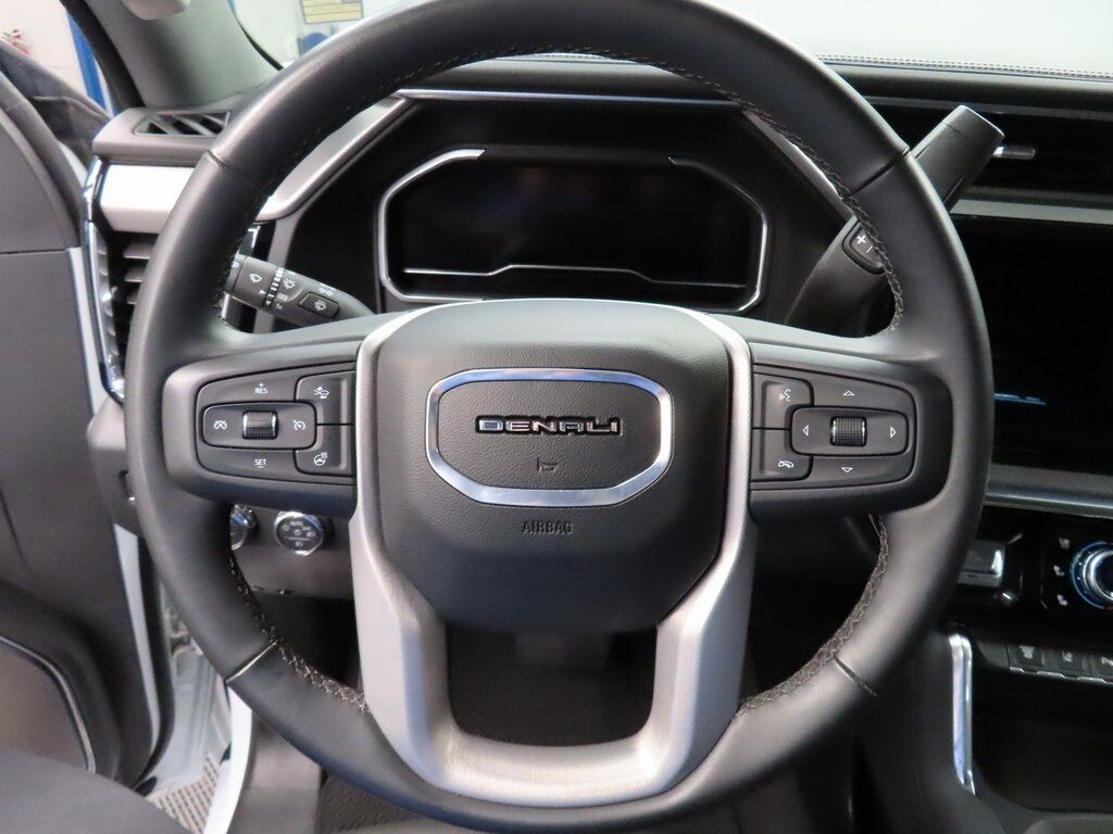 2024 GMC Sierra 3500HD 4x4 Crew Cab Denali DRW Fond du Lac WI