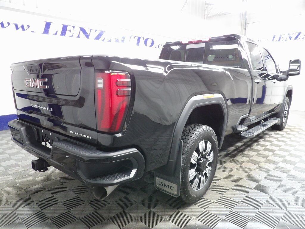 2024 GMC Sierra 3500HD 4x4 Crew Cab Denali SRW Fond du Lac WI