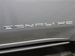 2024 GMC Sierra 3500HD 4x4 Crew Cab Denali SRW Fond du Lac WI