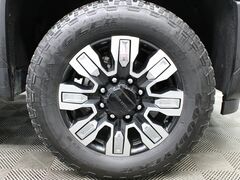 2024 GMC Sierra 3500HD 4x4 Crew Cab Denali SRW Fond du Lac WI