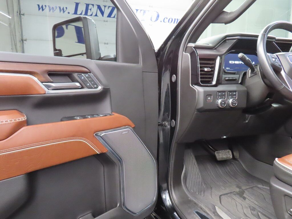2024 GMC Sierra 3500HD 4x4 Crew Cab Denali Ultimate SRW Fond du Lac WI