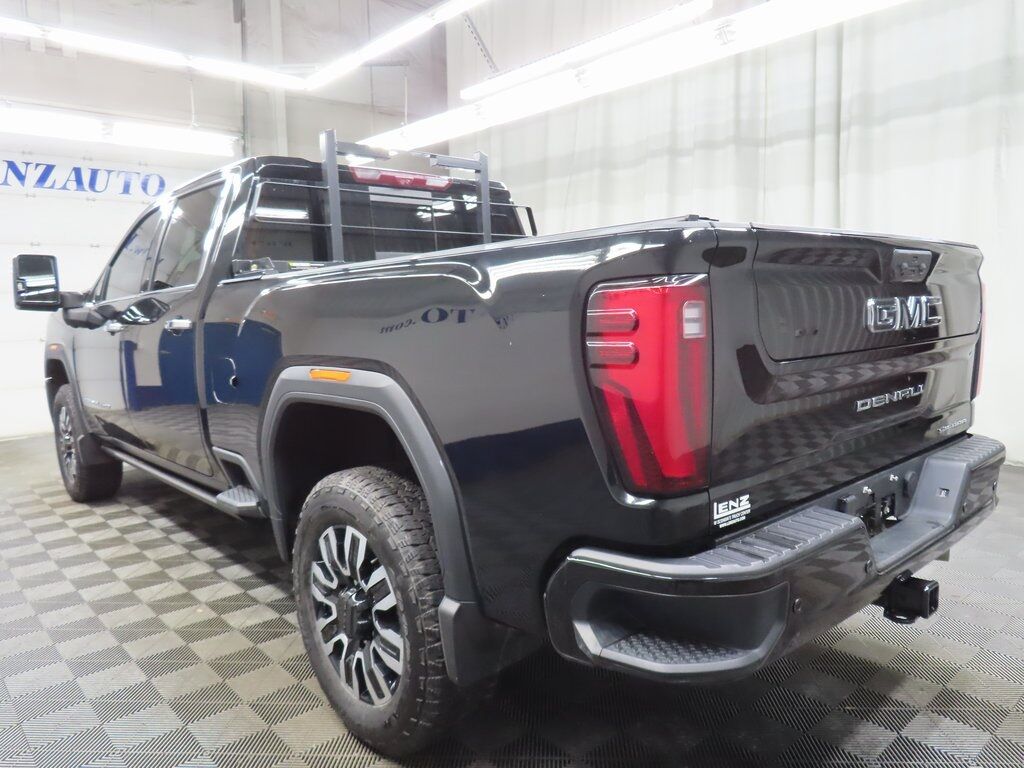 2024 GMC Sierra 3500HD 4x4 Crew Cab Denali Ultimate SRW Fond du Lac WI