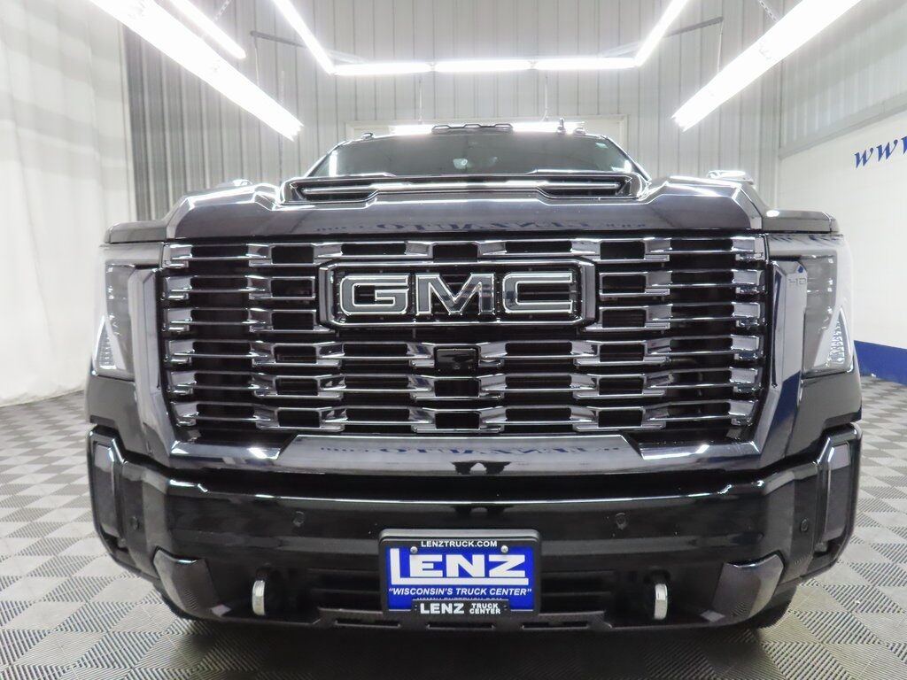 2024 GMC Sierra 3500HD 4x4 Crew Cab Denali Ultimate SRW Fond du Lac WI