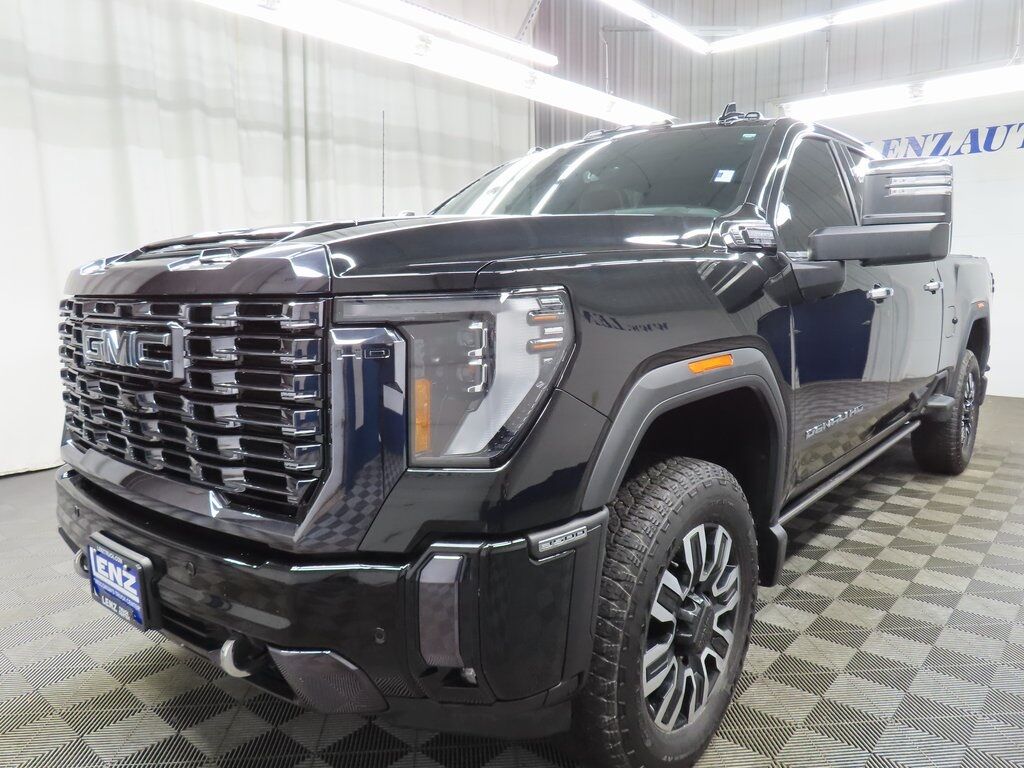2024 GMC Sierra 3500HD 4x4 Crew Cab Denali Ultimate SRW Fond du Lac WI