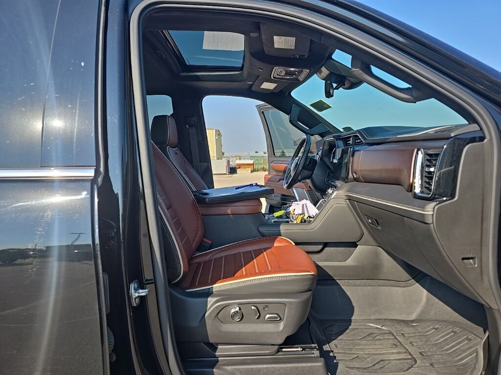 2024 GMC Sierra 3500HD 4x4 Crew Cab Denali Ultimate SRW Fond du Lac WI