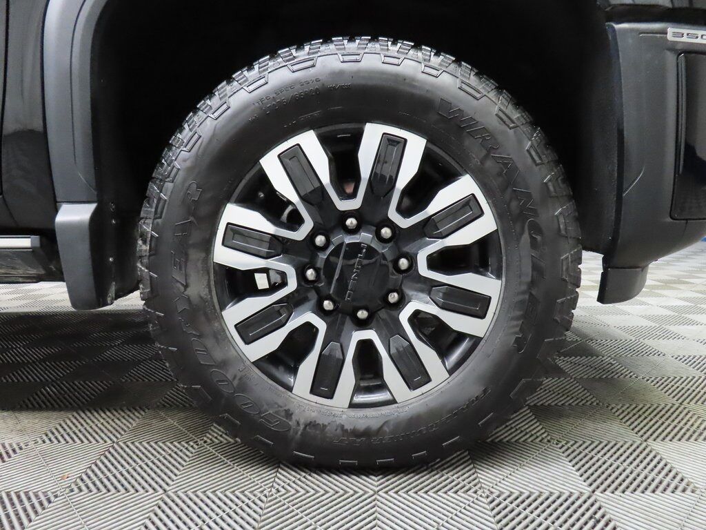 2024 GMC Sierra 3500HD 4x4 Crew Cab Denali Ultimate SRW Fond du Lac WI