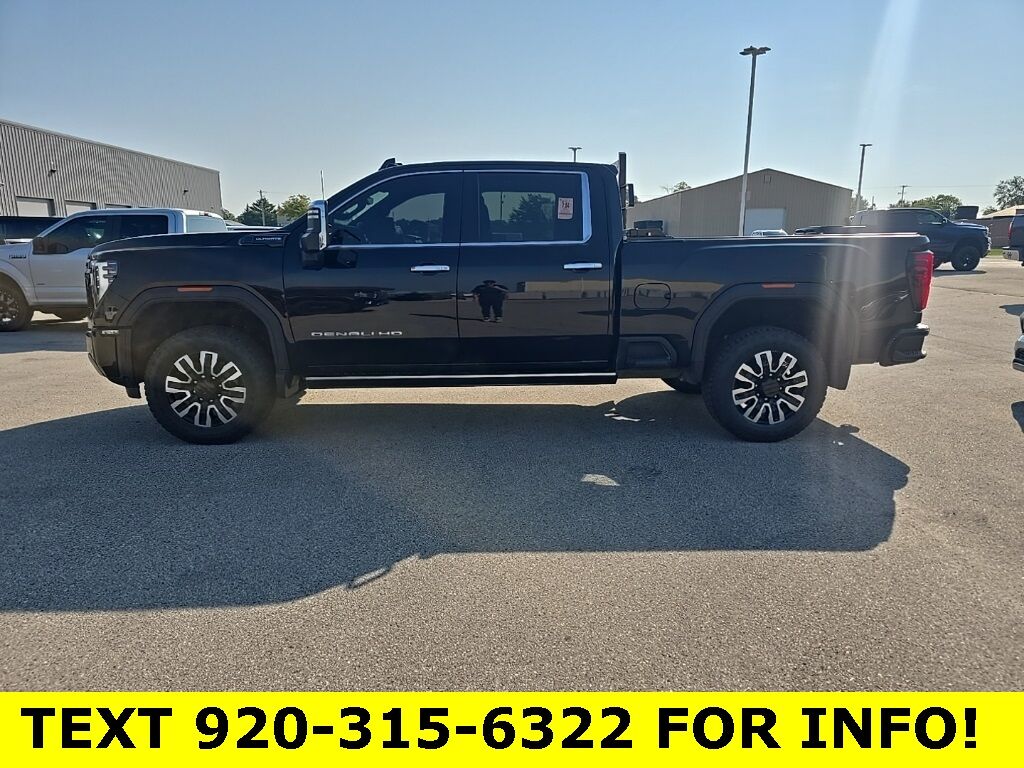 2024 GMC Sierra 3500HD 4x4 Crew Cab Denali Ultimate SRW Fond du Lac WI