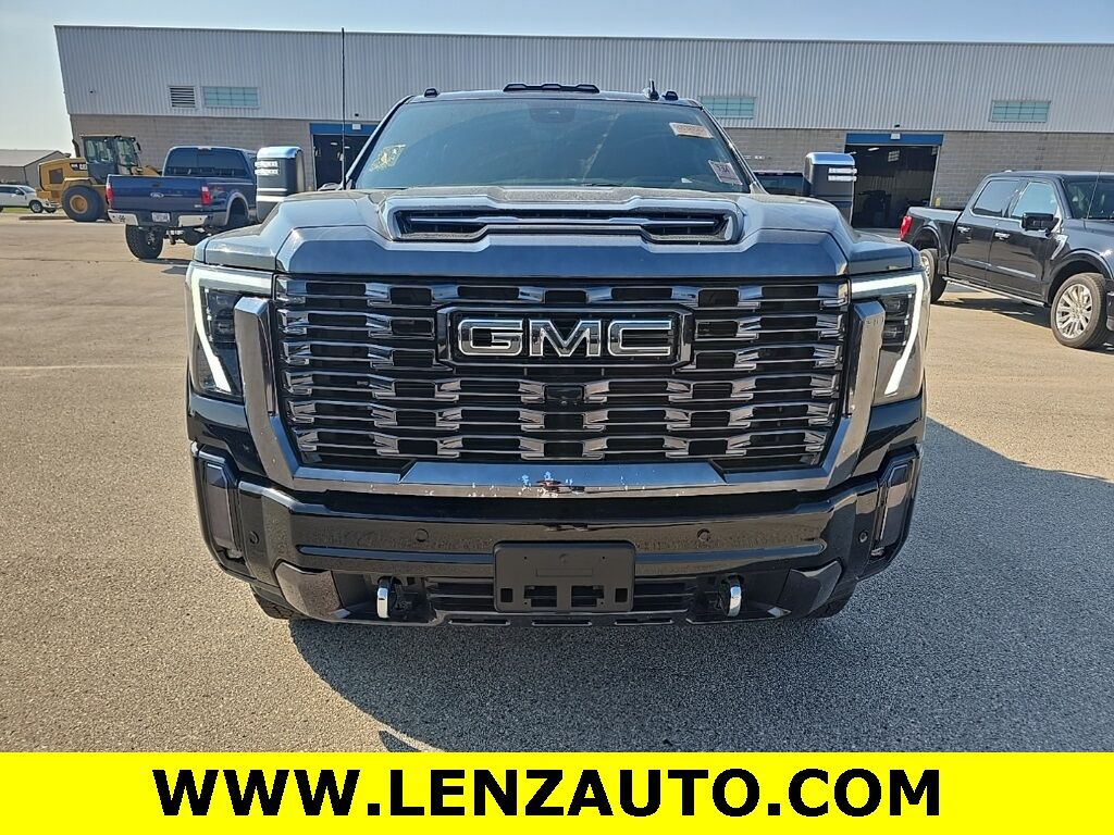2024 GMC Sierra 3500HD 4x4 Crew Cab Denali Ultimate SRW Fond du Lac WI