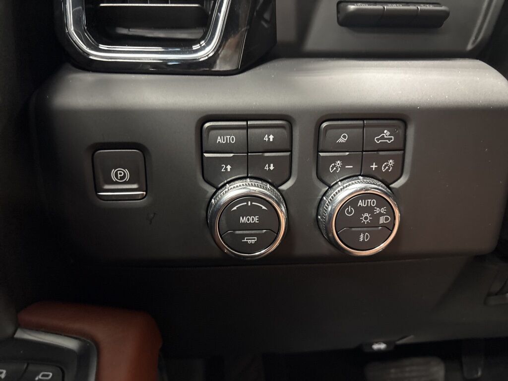 2024 GMC Sierra 3500HD 4x4 Crew Cab Denali Ultimate SRW Minocqua WI