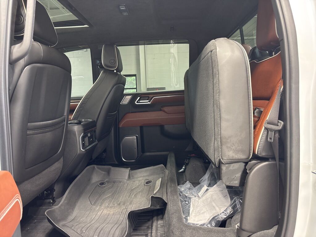 2024 GMC Sierra 3500HD 4x4 Crew Cab Denali Ultimate SRW Minocqua WI