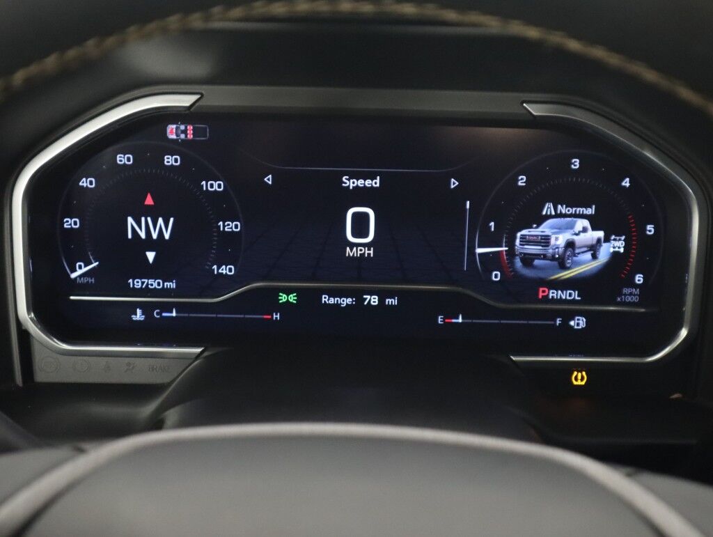 2024 GMC Sierra 3500HD AT4 4WD Crew Cab Duramax Diesel Maumee OH