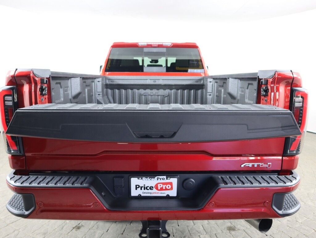 2024 GMC Sierra 3500HD AT4 4WD Crew Cab Duramax Diesel Maumee OH