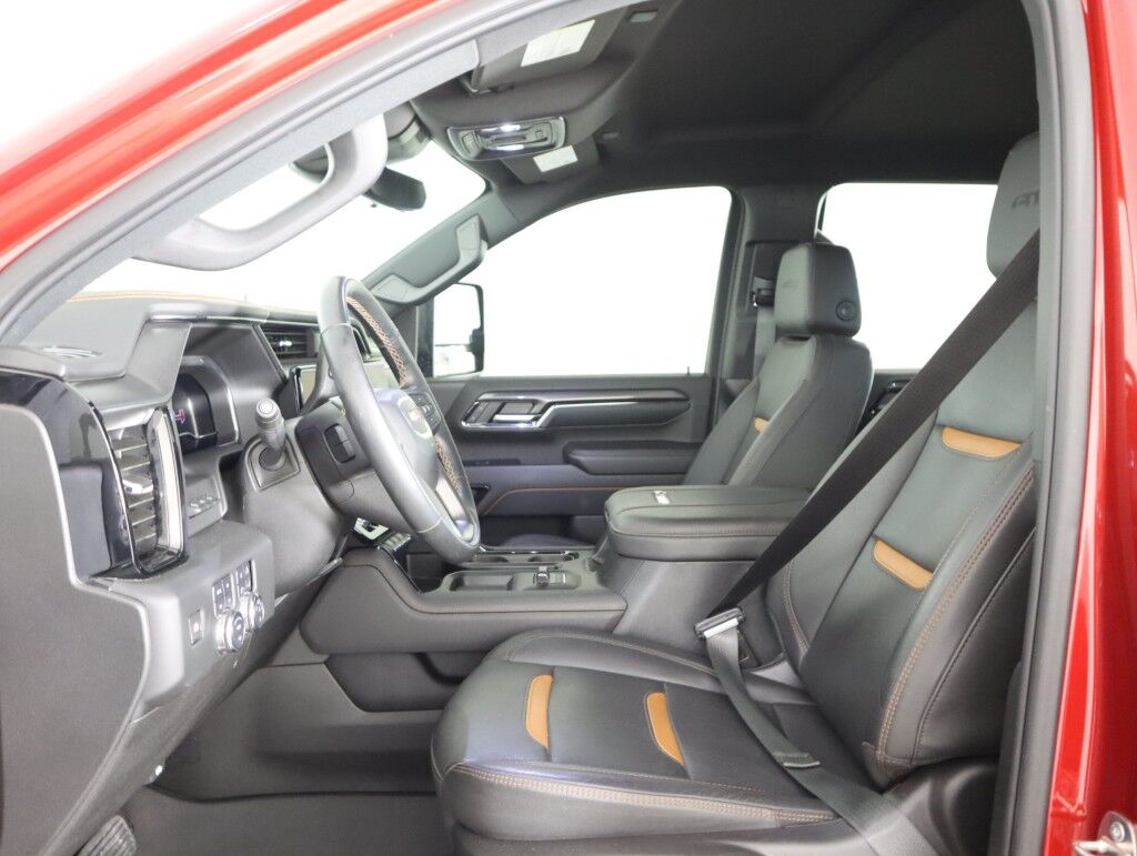 2024 GMC Sierra 3500HD AT4 4WD Crew Cab Duramax Diesel Maumee OH