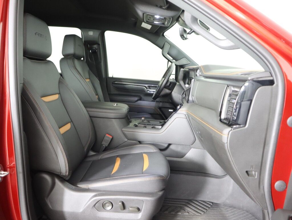 2024 GMC Sierra 3500HD AT4 4WD Crew Cab Duramax Diesel Maumee OH