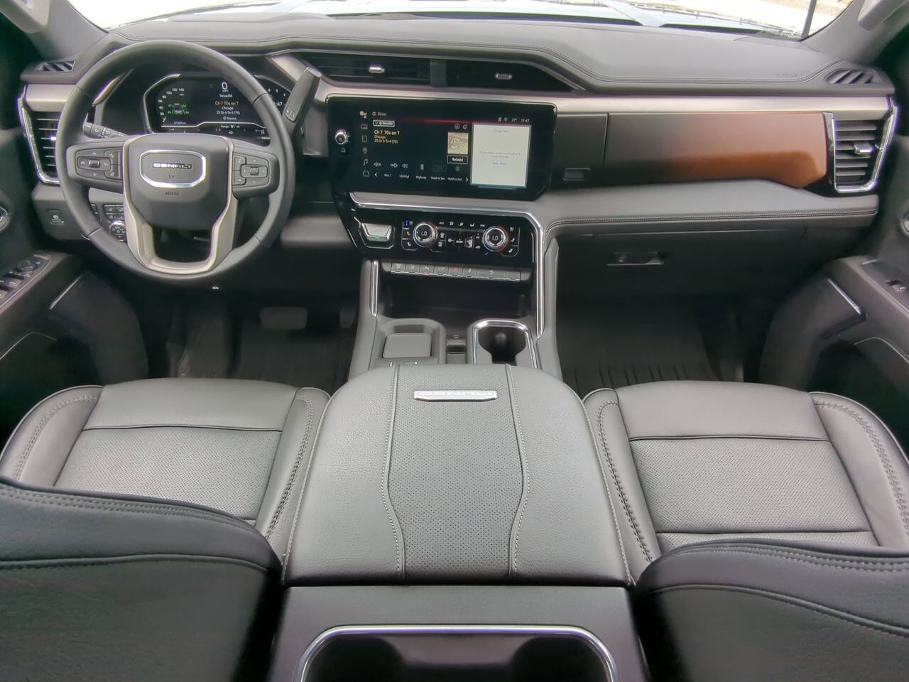 2024 GMC Sierra 3500HD Denali Appleton WI