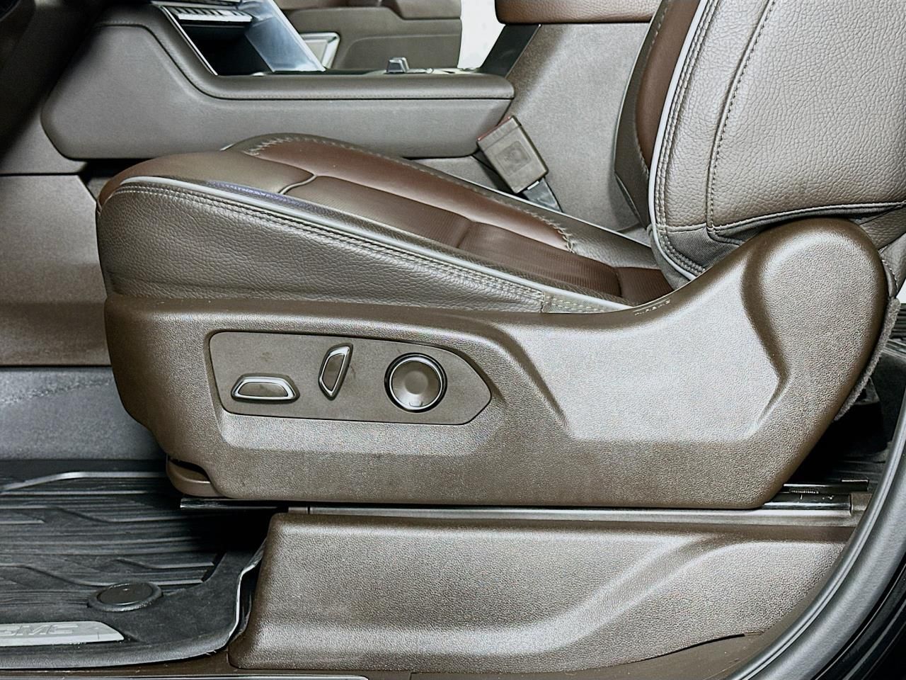 2024 GMC Sierra 3500HD Denali Tacoma WA