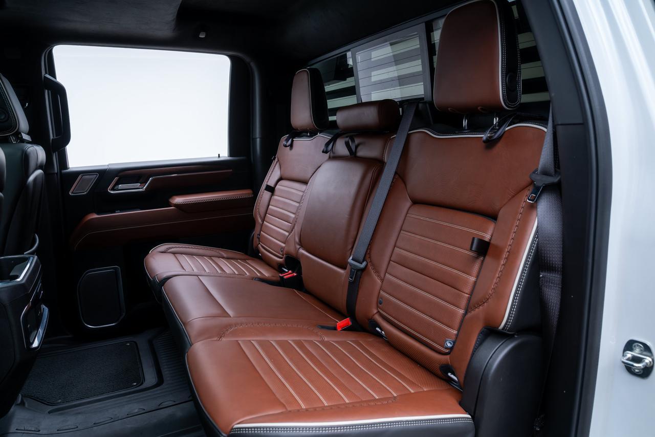 2024 GMC Sierra 3500HD Denali Ultimate 1 Owner / Technology Package / Bose Audio Portland OR