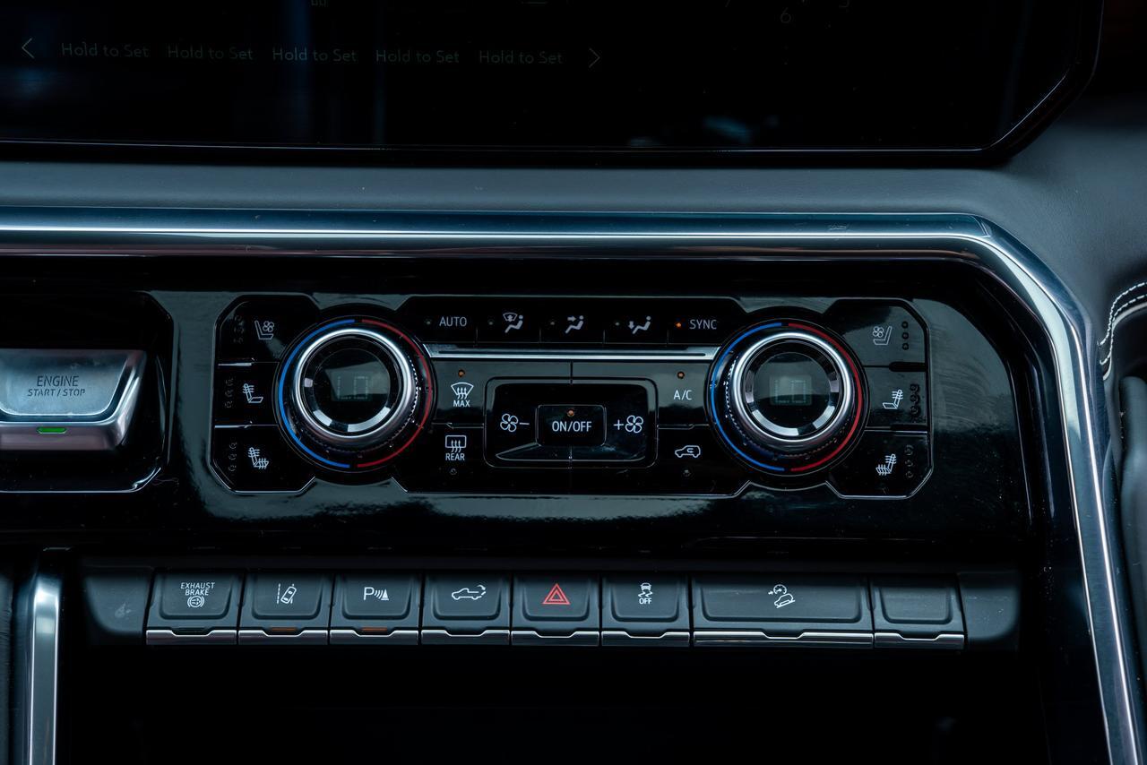 2024 GMC Sierra 3500HD Denali Ultimate 1 Owner / Technology Package / Bose Audio Portland OR