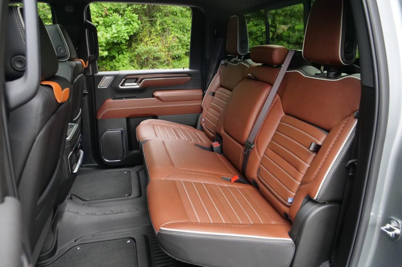 2024 GMC Sierra 3500HD Denali Ultimate 4X4 / FiveRTrucks Build / Turbo Diesel! Lincolnton NC