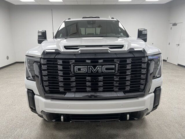 2024 GMC Sierra 3500HD Denali Ultimate