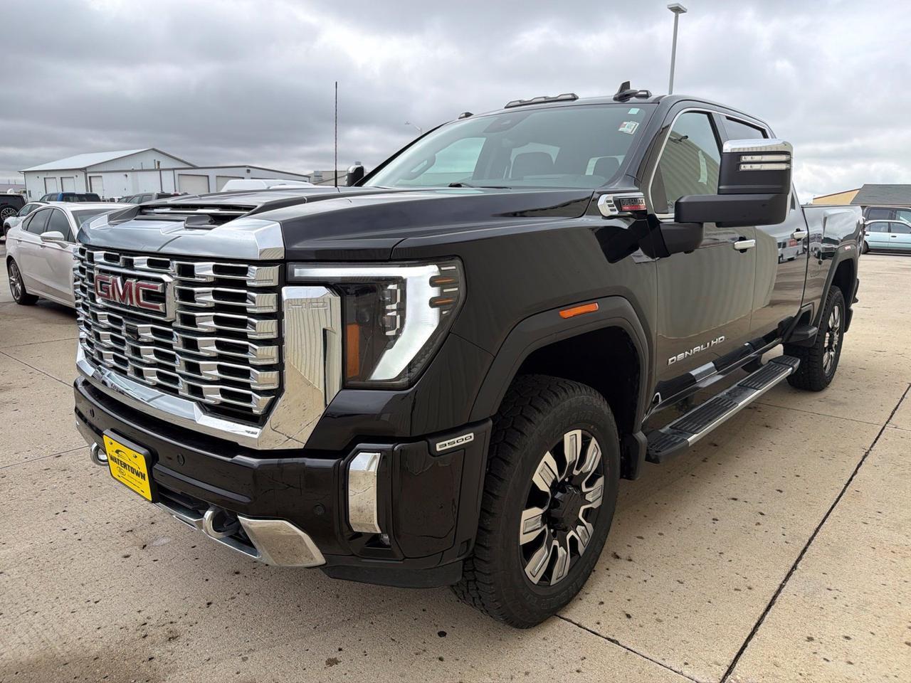 2024 GMC Sierra 3500HD Denali Watertown SD
