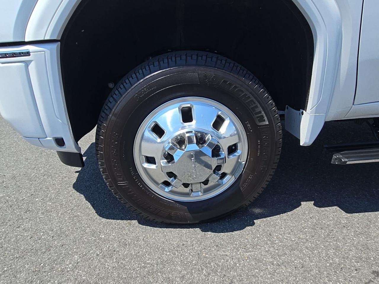 2024 GMC Sierra 3500HD Denali Fredericksburg VA