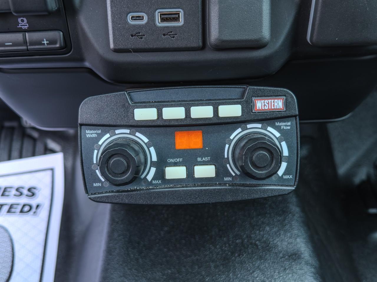 2024 GMC Sierra 3500HD Pro 4WD Tallmadge OH
