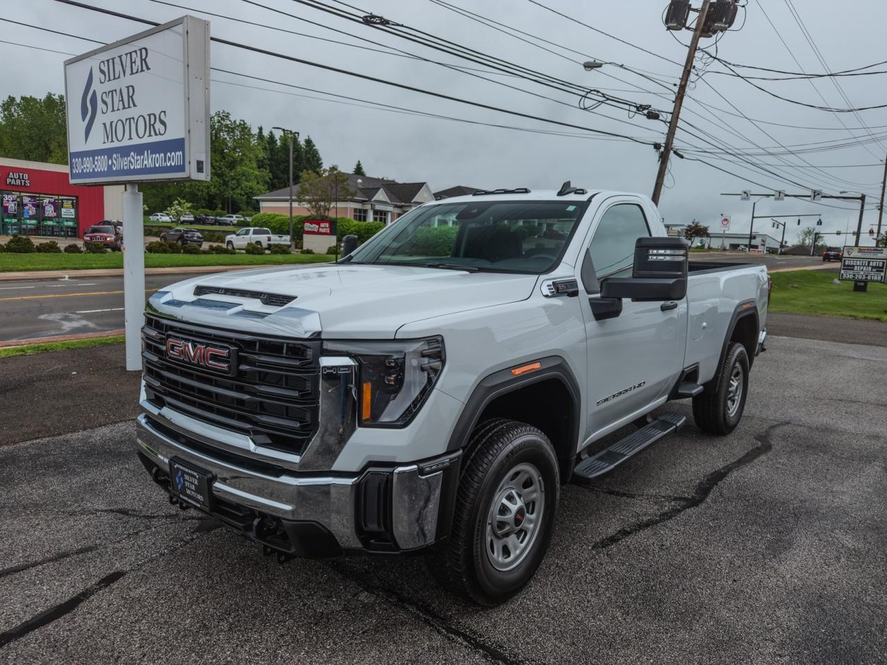 2024 GMC Sierra 3500HD Pro 4WD Tallmadge OH